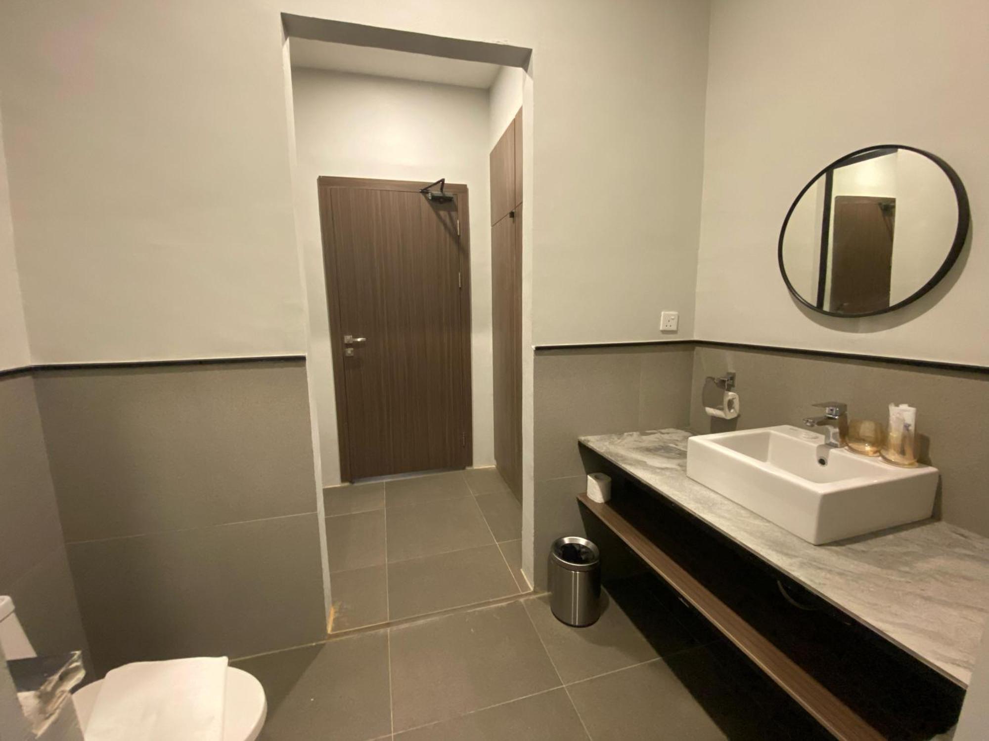 Onyx Hotel & Villa Tanjunguban Dış mekan fotoğraf