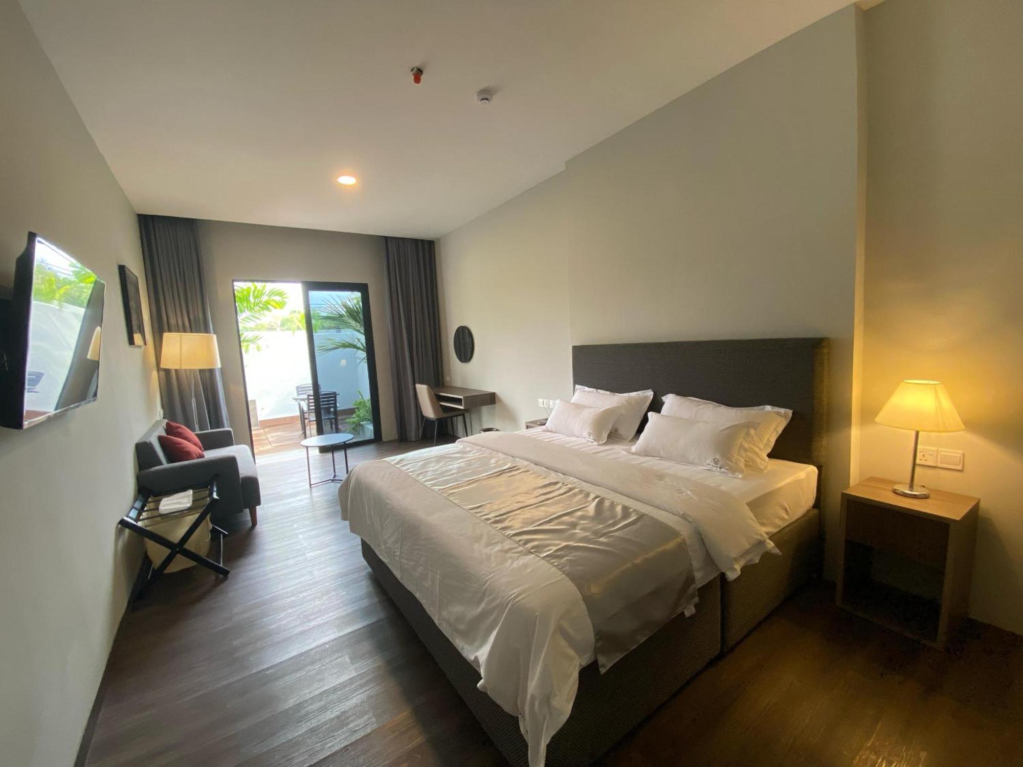 Onyx Hotel & Villa Tanjunguban Dış mekan fotoğraf