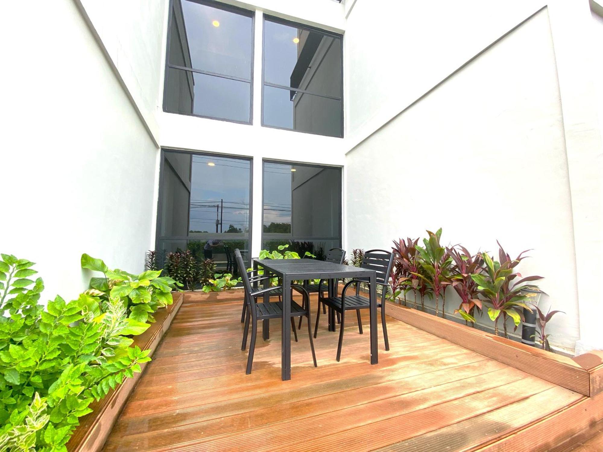 Onyx Hotel & Villa Tanjunguban Dış mekan fotoğraf