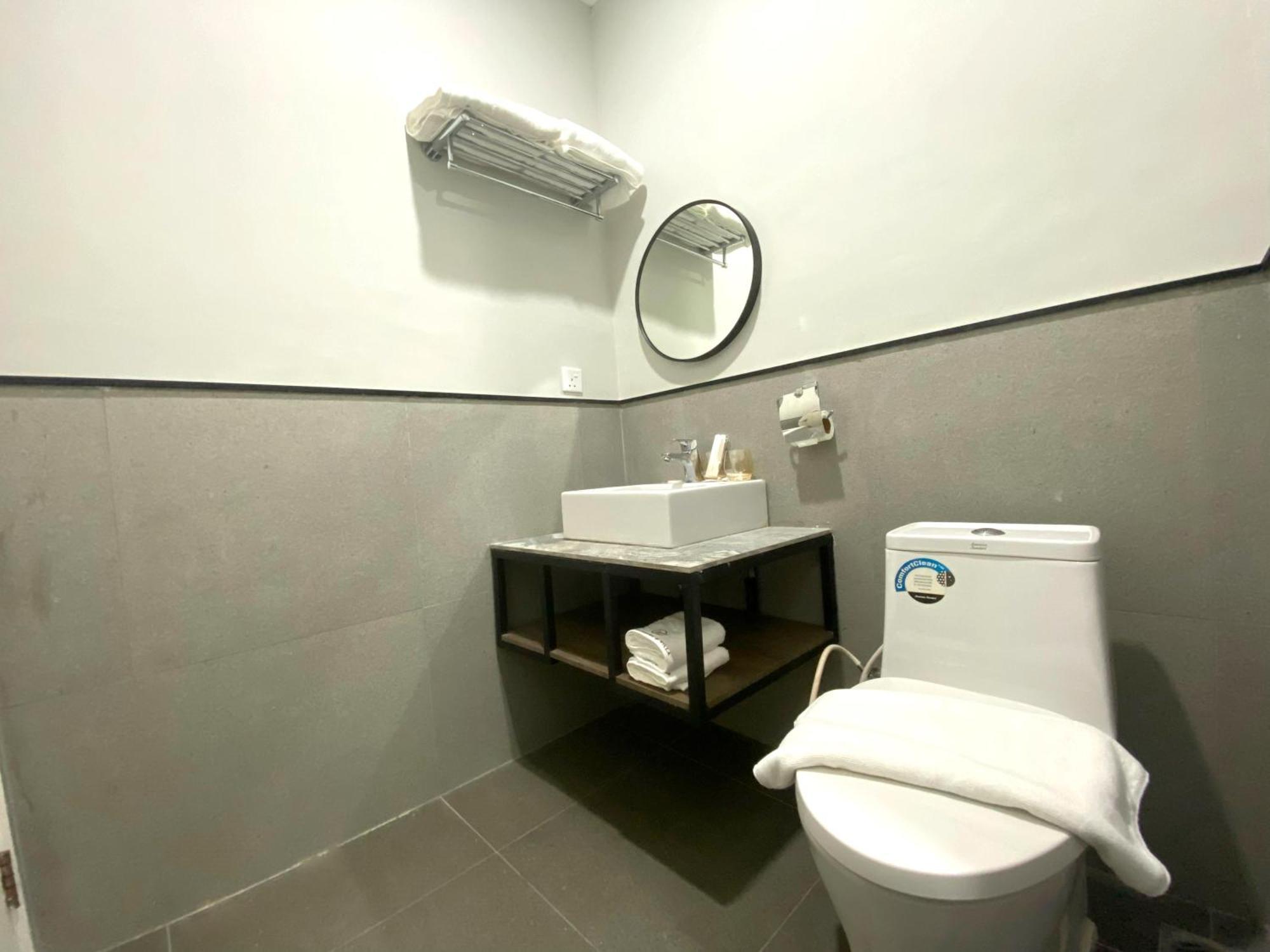 Onyx Hotel & Villa Tanjunguban Dış mekan fotoğraf