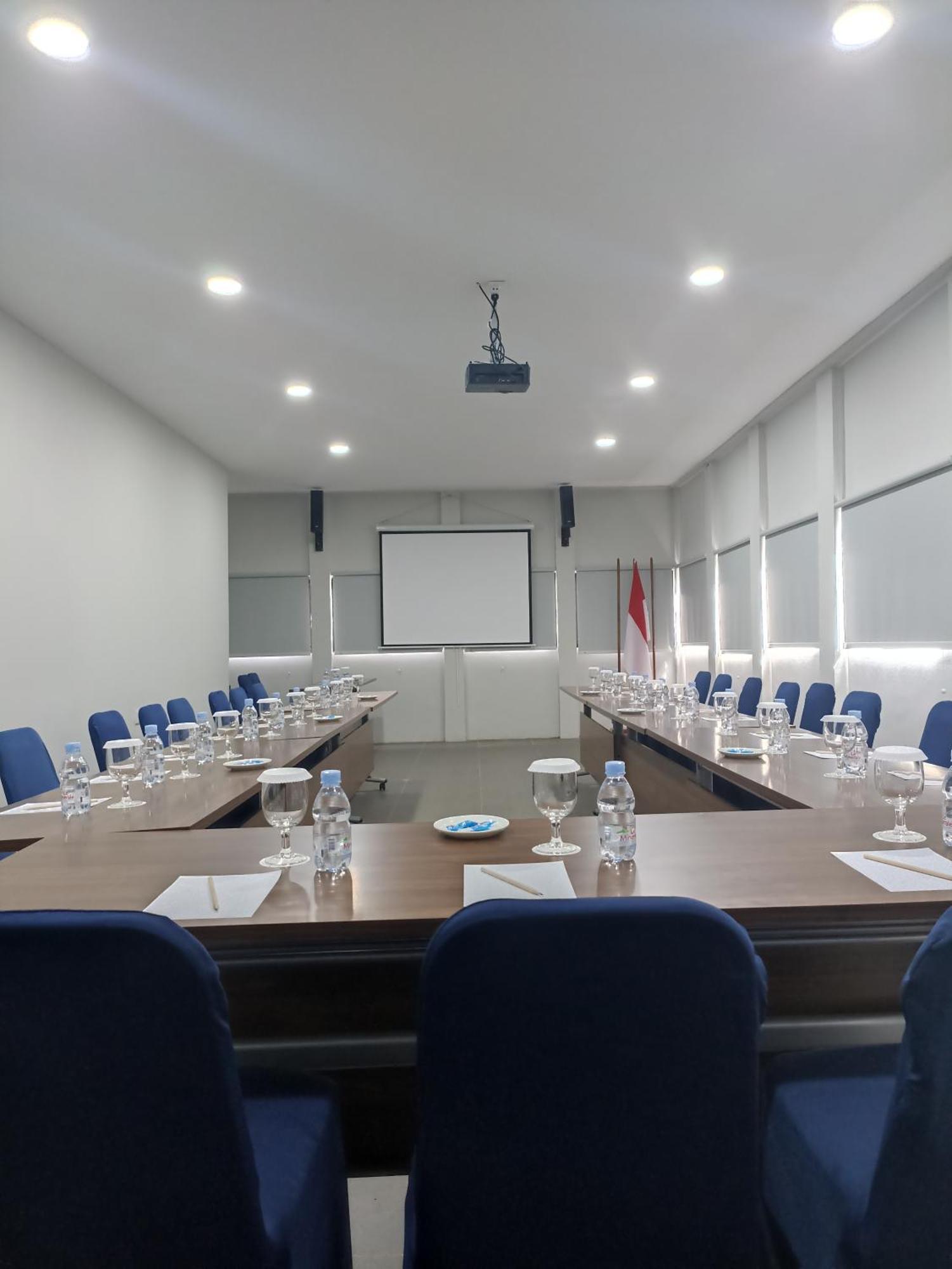 Onyx Hotel & Villa Tanjunguban Dış mekan fotoğraf